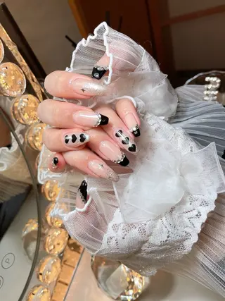 ネイル 23時まで❤︎韓国、 ワンホンネイルのネイルデザイン