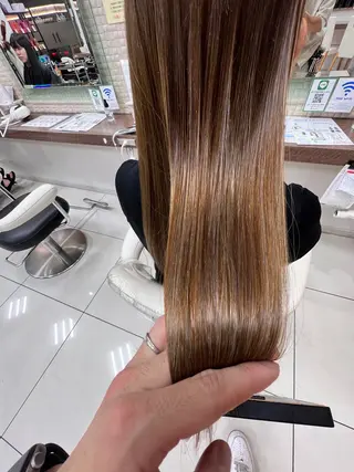 ロング 🔥店長 原田🔥 Ash日野店のヘアスタイル