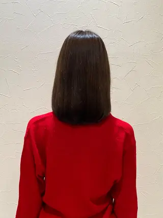 ミディアム 横手 亜紀のヘアスタイル