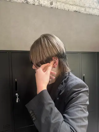 メンズ SALOWIN広島所属・ブリーチカラー/ ベージュ/SARAのヘアスタイル