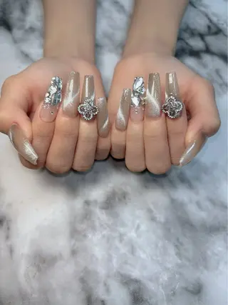 ネイル salon de belnetta所属・kayo 💅のネイルデザイン