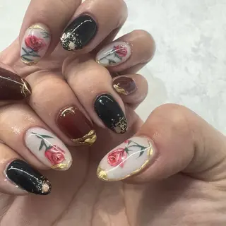 ネイル Arona nail salon所属・よだ ゆりあのネイルデザイン