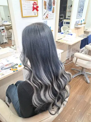 ロング カラー GLOSS 心斎橋 山上のヘアスタイル