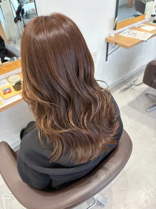 カラー 艶カラー/レイヤー /chere 金剛店のヘアスタイル