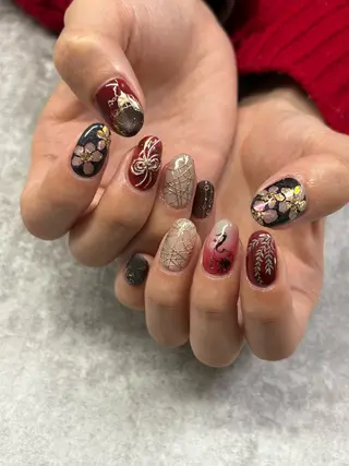 ネイル FIORITURA Maikoのネイルデザイン