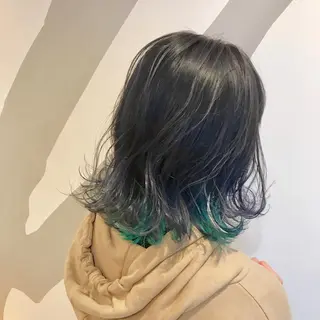 セミロング ヤマシタ ミサキのヘアスタイル