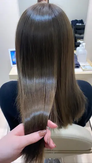 ロング mina .のヘアスタイル