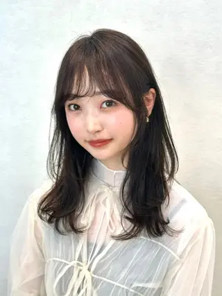 ミディアム カラー パーマ 🫧小顔×似合わせ× 透明感カラー🫧のヘアスタイル