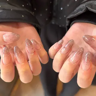 セミロング Lesest akariのネイルデザイン