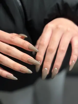 ネイル mori yuina ┆͓̽ NUDGEのネイルデザイン