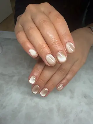 ショート ダンビーニャム サロールのネイルデザイン