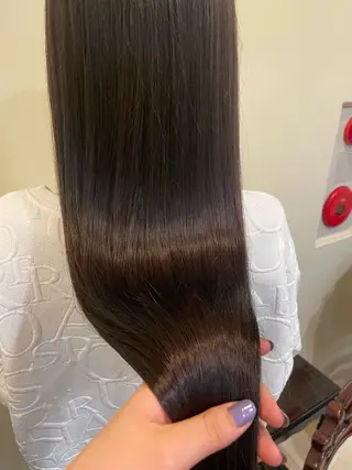 カラー 艶髪🥣透明感カラー 🫧前田奈津実のヘアスタイル