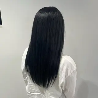 ロング ボブ／ブリーチカラー ／ゆづき🌟のヘアスタイル