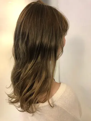 ロング ヘアアレンジ GLROW haruhiのヘアスタイル