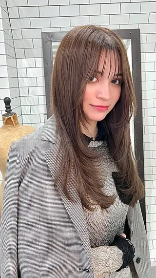 ロング 宮本 楓のヘアスタイル