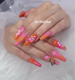 セミロング Pio Mielのネイルデザイン