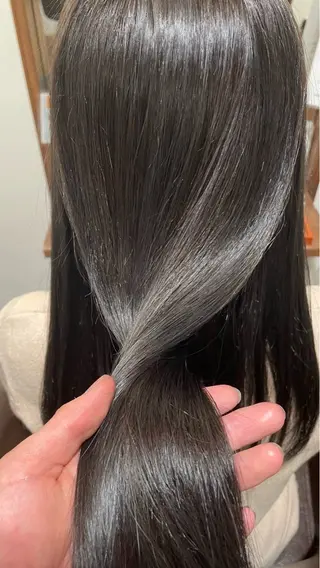 ロング カラー Snowdrop　阿佐ヶ谷所属・下會所 麟太のヘアスタイル