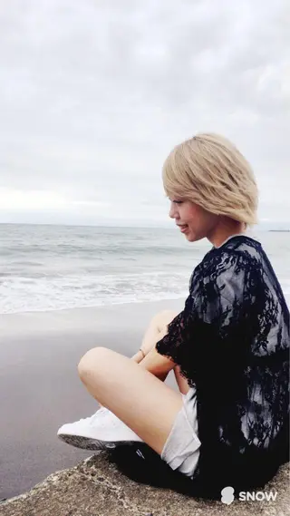 ショート カラー 浅沼 美歩のヘアスタイル
