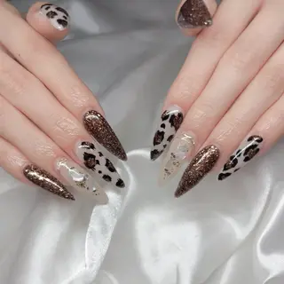 ネイル be+所属・be +のネイルデザイン