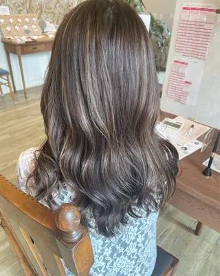 セミロング カラー wiz木更津所属・安藤 明夏のヘアスタイル