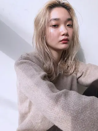 カラー Maki マキのヘアスタイル