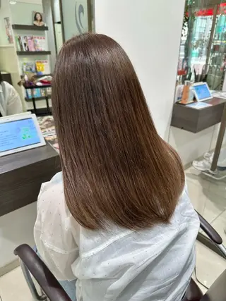 ミディアム カラー ブリーチ/艶カラー /縮毛矯正/みなのヘアスタイル