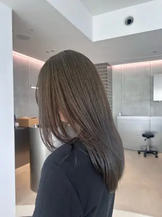 セミロング 艶カラー🌟 kanonのヘアスタイル