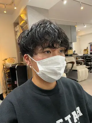 パーマ メンズ 🐬脱白髪染めカラー 清水大世🐬のヘアスタイル