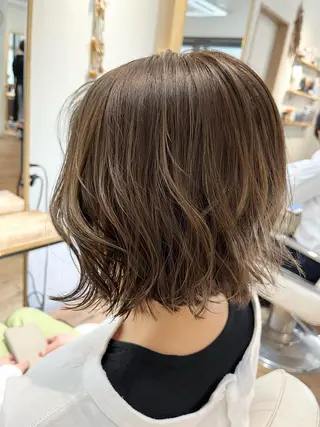 ショート NEWI 京橋 【yoko】のヘアスタイル