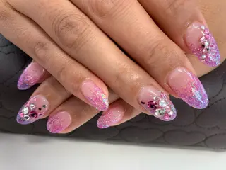 ネイル Mule Beauty Salon所属・ミュール ビューティーサロンのネイルデザイン