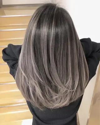 ロング カラー 🧸艶々韓国ヘア 🧁mizunaのヘアスタイル