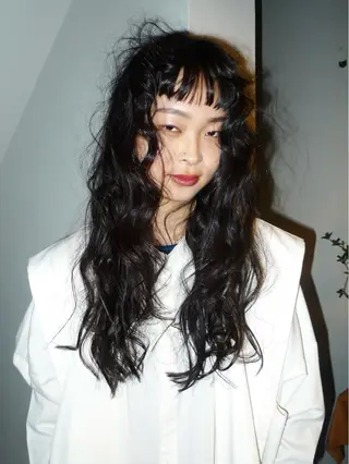 ロング カラー ファッションに 溶け込むstyleのヘアスタイル