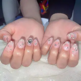 ネイル Queens テイのネイルデザイン