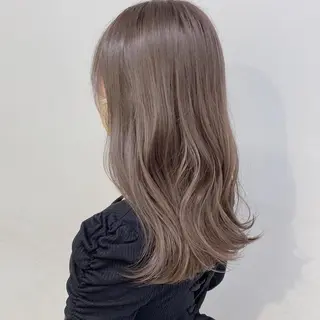 セミロング カラー 🥞ベージュ系カラー 【すずきりほ】🥞のヘアスタイル