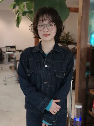 ショート パーマ (h)wim ウィムのヘアスタイル