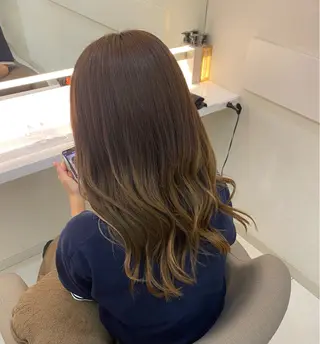 ロング Iris by artina 武蔵小杉店【イリス バイ アルティナ】所属・🎼レイヤー/顔周り カット/nene♬のヘアスタイル