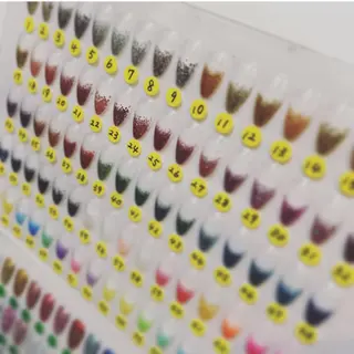 ネイル VOGUE ×SWANのネイルデザイン