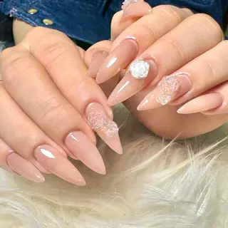 ネイル hohomi .のネイルデザイン