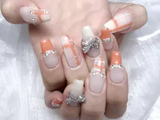 ネイル Elegant beautyルイのネイルデザイン