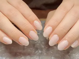 ネイル 13日3980円‼️ マグもデザインも◎のネイルデザイン