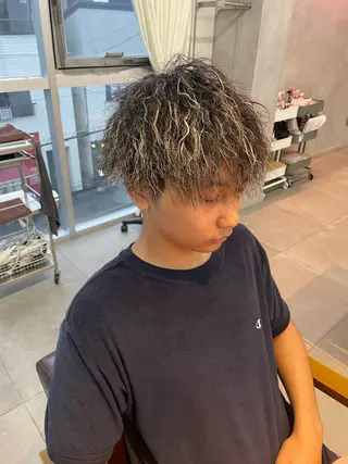 ミディアム カラー パーマ メンズ 辻堂メンズ特化 YU-YAのヘアスタイル