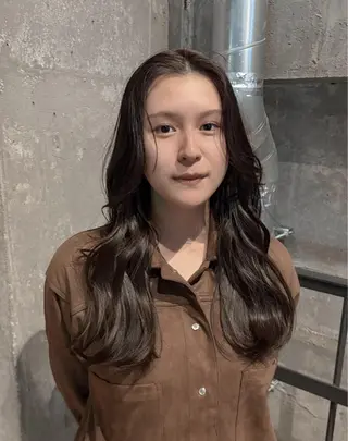 ロング カラー sica所属・【sica】 チナのヘアスタイル