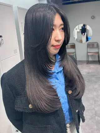 ロング ミルクティーベージュ 💫HARUTOのヘアスタイル