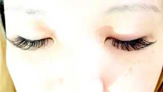 マツエク・マツパ まつ毛エクステ／まつ毛パーマ／フェイシャル／beautysalon cocora所属・ビューティーサロン ココラのマツエク・マツパデザイン