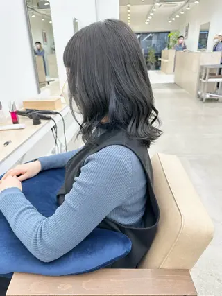 ミディアム カラー 🌈ディレクター🌈 徳松優希のヘアスタイル