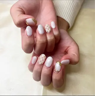 ネイル SATO 🎠🫧 痛ネイル/3Dパーツのネイルデザイン