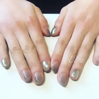 ネイル UrakoNail 《nail》のネイルデザイン
