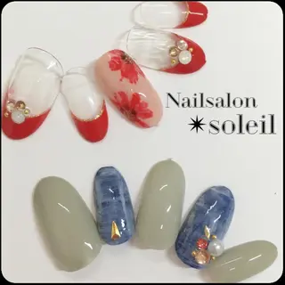 ネイル 粟津 美紀のネイルデザイン