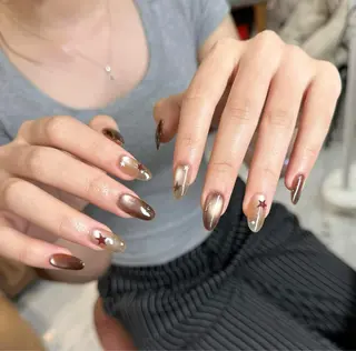 ネイル ANNA NAIL SALON所属・MEO MEO NAIL 守山のネイルデザイン