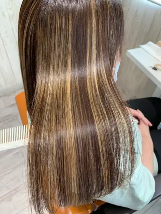 ロング カラー 尾澤 祥多のヘアスタイル